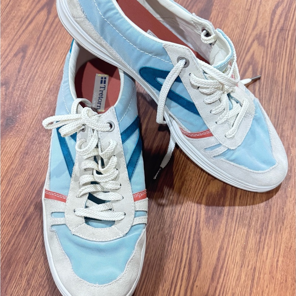 Tretorn Browne Light Blue and White Casual Sneakers